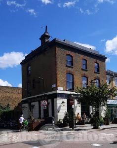 Picture of The Spurstowe Arms