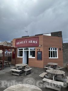 Picture of Henley Arms