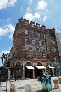 Picture of The Buxton