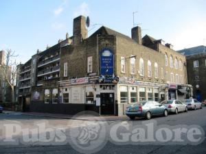 Picture of The White Swan & Cuckoo