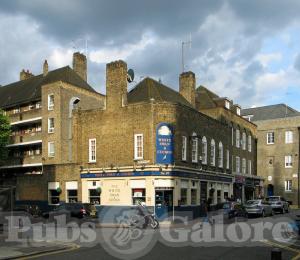 Picture of The White Swan & Cuckoo