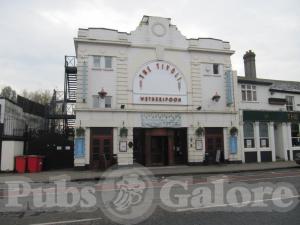 Picture of Tivoli (JD Wetherspoon)