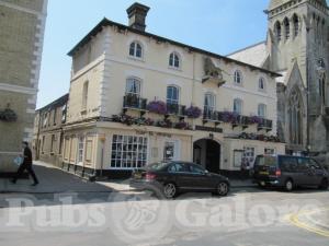 Picture of Golden Lion Hotel
