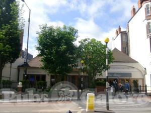 Picture of Mossy Well (JD Wetherspoon)