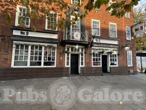 Picture of No. 8 Tottenham