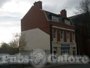 Picture of Crown & Volunteer