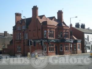 Picture of Red King Hotel