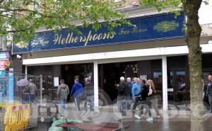 Picture of Wetherspoons Piccadilly (aka The Manchester & County)