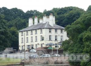 Picture of Eastham Ferry Hotel