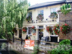 Picture of Crown & Horseshoes