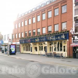 Picture of Moon on the Hill (JD Wetherspoon)