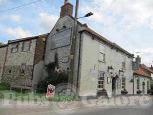 Picture of Ostrich Inn