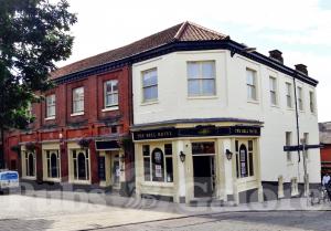 Picture of The Bell Hotel (JD Wetherspoon)