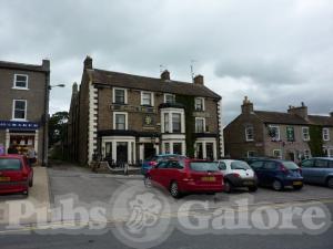 Picture of Golden Lion Hotel