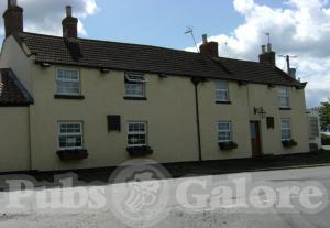 Picture of Fox & Hounds Inn
