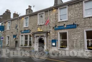Picture of The Golden Lion