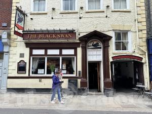 Picture of The Black Swan Hotel