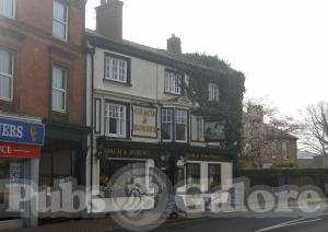 Picture of Coach & Horses