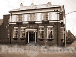 Picture of Carlton Tavern