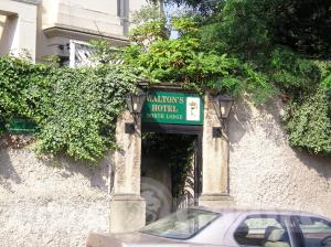 Picture of Waltons Hotel