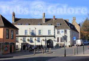The Old Crown Coaching Inn in Faringdon : Pubs Galore