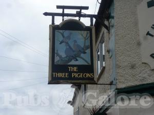 Picture of Three Pigeons