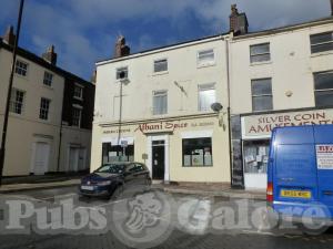 Picture of The Lloyds Tavern