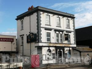 Picture of Old Pier Tavern