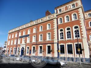 Picture of Yarborough Hotel (JD Wetherspoon)