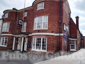 Picture of Crown Hotel