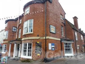 Picture of Crown Hotel