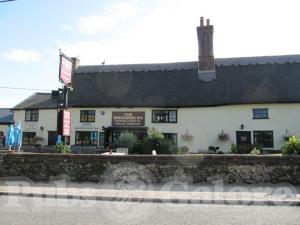 Picture of The Horseshoes Inn