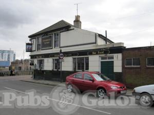 Picture of The Steamboat Tavern