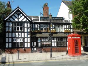 Picture of Cholmondeley Arms