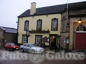 Picture of Town Hall Hotel