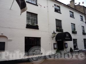 Picture of The Horseshoes (The Rugby Hotel)