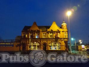 Picture of Swan & Mitre