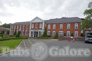 Picture of Manor Hotel