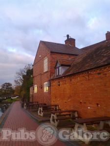 Picture of Dog & Doublet Inn
