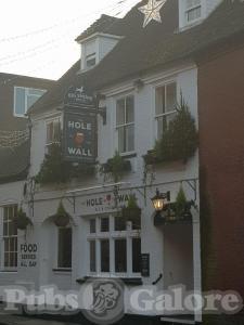 Picture of The Hole in the Wall