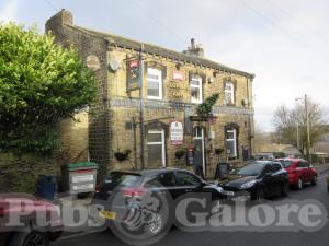 The Clothiers Arms in Netherthong (near Holmfirth) : Pubs Galore