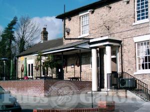 Picture of Railway Hotel