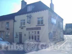 Picture of London Road Inn