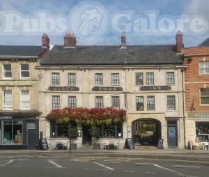 Picture of Black Swan Inn