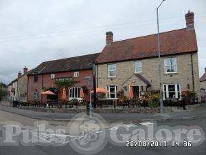 Picture of Walnut Tree Inn