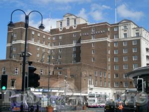 Picture of Queens Hotel