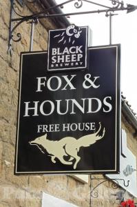 Picture of Fox & Hounds Country Inn