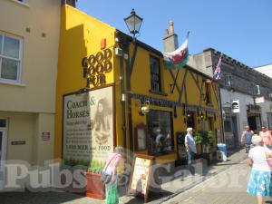 Picture of Coach & Horses