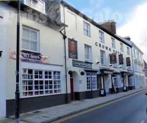 Picture of Crown Hotel