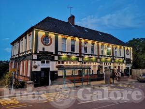 Picture of Capel Hotel